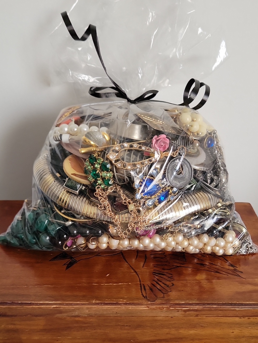 Mixed Mystery Bag Of Costume Jewelry 4lbs